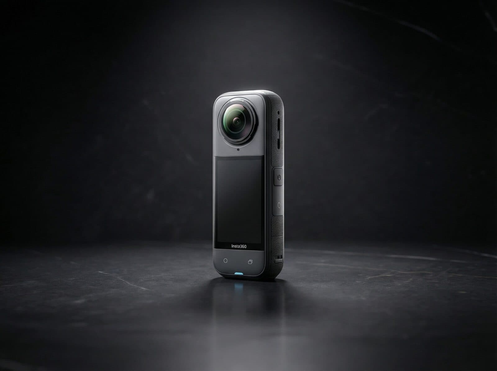 Insta360 X5