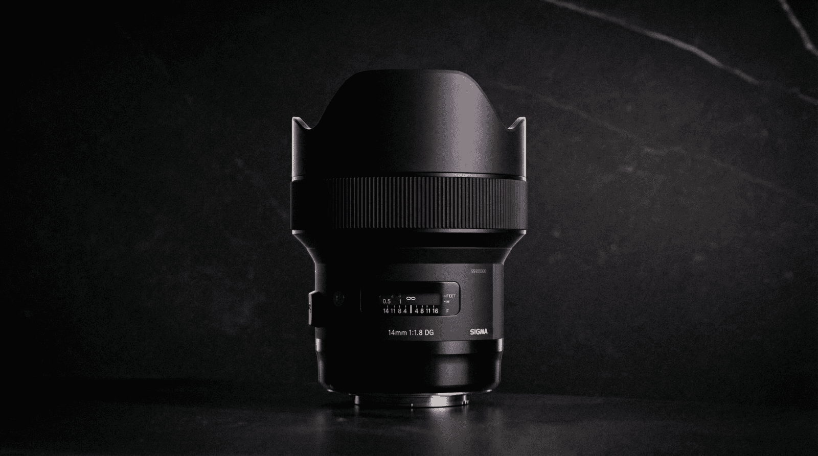 Sigma 14mm f/1.8 DG HSM Art